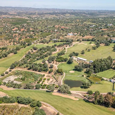 Cinco Botelho, Town Centre Appartement *